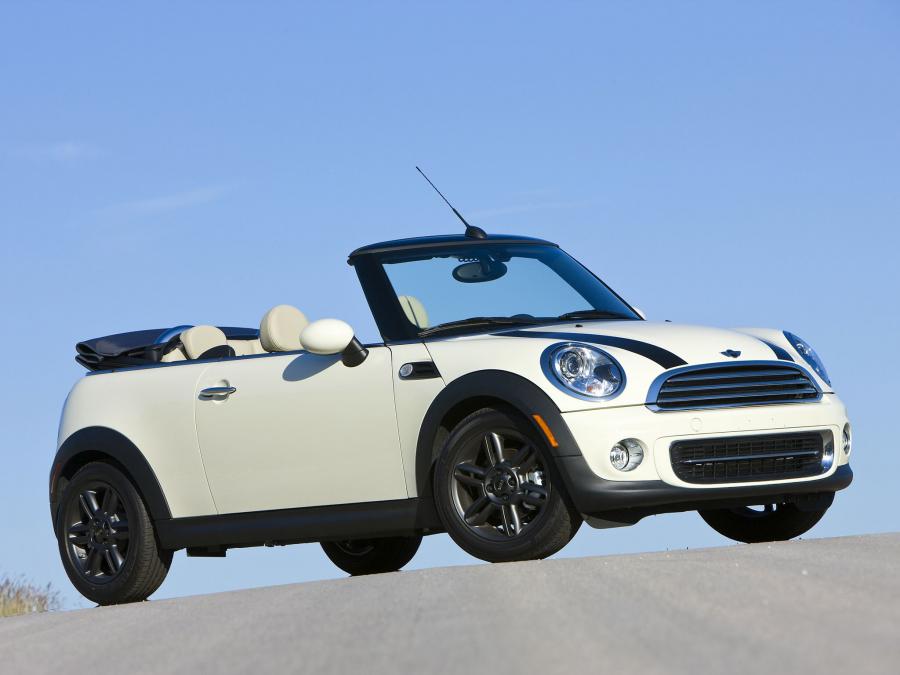  Mini Cooper Cabrio 2010 года  (US) (фото 17 из 30)
